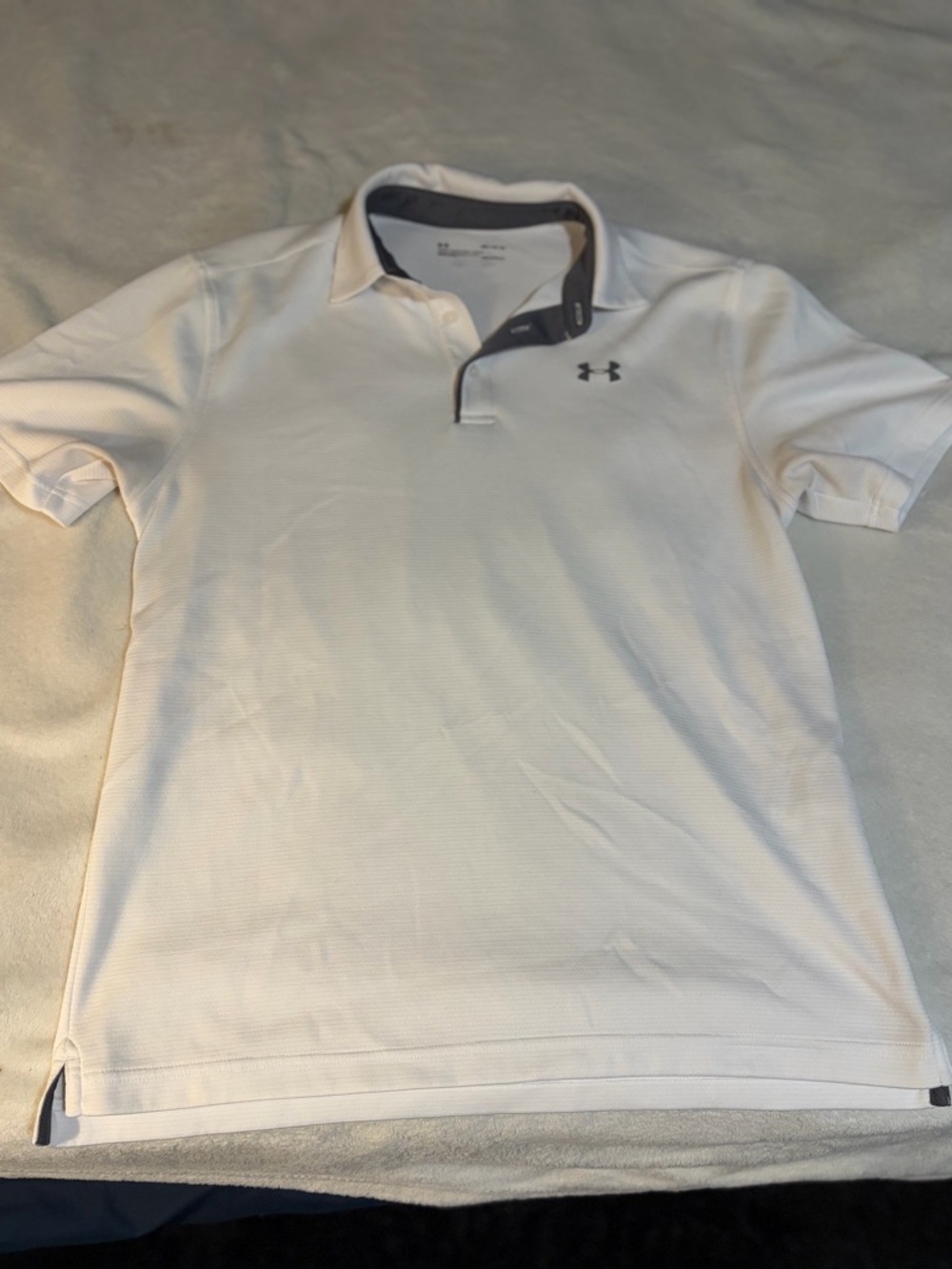 Under Armour Men’s White Golf Polo with Gray Trim